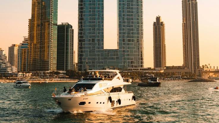 Planning a Professional Yacht Event Experience in Dubai